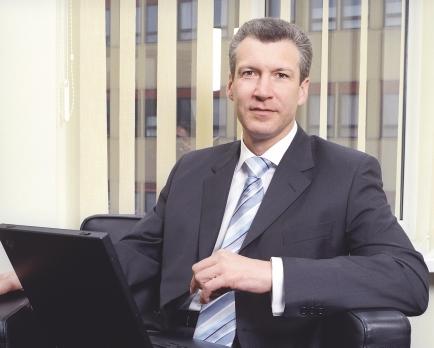 Foreword of the Chairman Foreword of the Chairman of the Management Board Dear Sirs, The year 2004 was a very successful year for Raiffeisenbank Ukraine.
