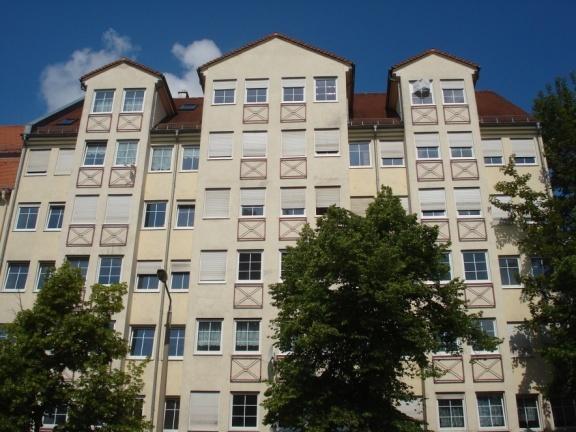 75 Hellersdorf/Marzahn Units 461 Floor area in sqm 26,921 Net rental