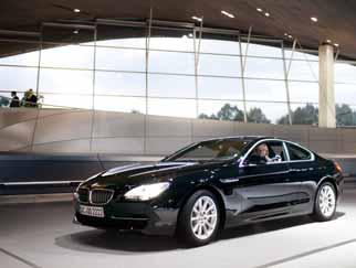2 Looking forward to the new BMW 640d Coupé and its dynamic diesel engine 3 As a fashion expert, Silvia Zortea appreciates the highend