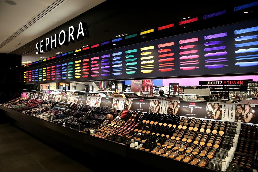 A WeChat Website for Loyal Customers C R M Sephora create a mini-website within their WeChat app dedicated to their loyal customers.