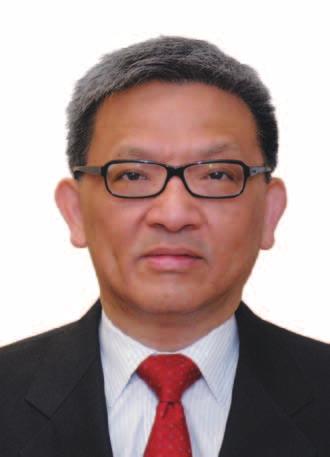 He subsequently obtained his master degree in international accounting from City University of Hong Kong and his bachelor and master of law degrees from Peking University and University of London.