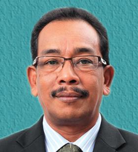 Subsequently, he became a remisier in SJ Securities Sdn Bhd in 1990. Since 2002, he was appointed as the Chairman of National Sports Complex, Bukit Jalil.
