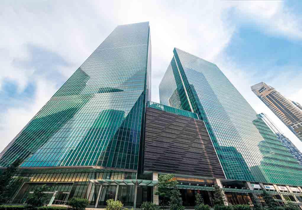 Suntec Real Estate Investment Trust Annual Report 2016 PROPERTY PORTFOLIO One Raffles Quay One Raffles Quay is a prime landmark commercial development located in Singapore s Central Business District