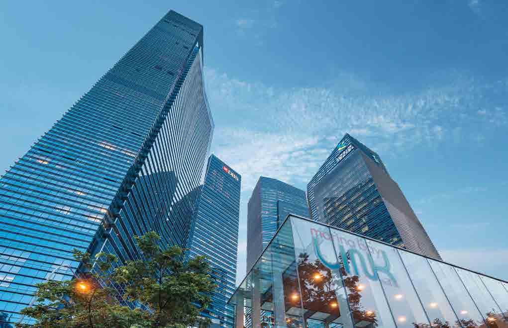 Suntec Real Estate Investment Trust Annual Report 2016 PROPERTY PORTFOLIO MBFC Properties 1 Tower 1 Tower 2 Marina Bay Link Mall The Marina Bay Financial Centre is a prime landmark commercial