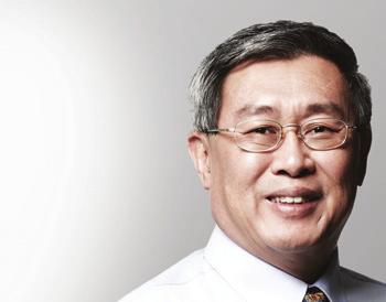 He was the Chief Executive Officer and Director of ComfortDelGro Bus Pte Ltd before assuming the role of Chief Operating Officer of SBS Transit in April 2007.