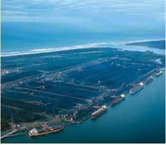 SA Investment Profile : Infrastructure (2) Ports Most advanced port infrastructure on the African continent Saldanha Bay in the Western Cape is the largest natural anchorage with the deepest water,