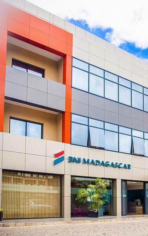 PORTFOLIO BNI MADAGASCAR 31.8% CFL's stake (controlling) BNI is one of the largest commercial banks in Madagascar and is a major player in the corporate banking segment.