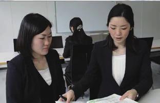 Develop Human Resources Human Value Improvement Project Nippon Life began a Group-wide initiative in fiscal 2015 under the president s leadership called the Human Value Improvement Project.