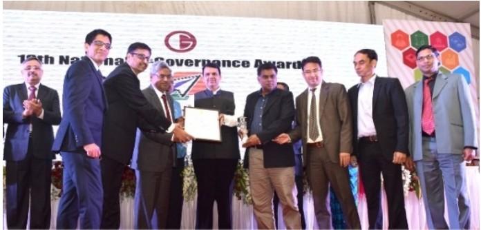 P A G E 2 EPFO BAGS NATIONAL AWARD ON E-GOVERNANCE FOR INNOVATIVE USE OF TECHNOLOGY....If a free society cannot help the many who are poor, it cannot save the few who are rich. John F.