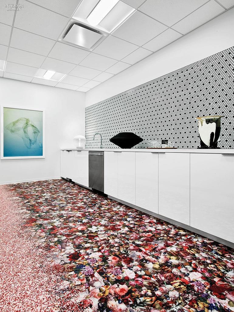 headquarters > Combined and customized flooring solutions - Modular carpet -