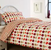 D LINN DUVT lue Harrow This 144 thread count bed linen offers great versatility with its reversible design and choice of colours.