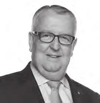 Mr Hywood was Executive Director in the Victorian Premier s Department between 2004 and 2006, Chief Executive of Tourism Victoria from 2006 to 2010 and a Director of The Victorian Major Events