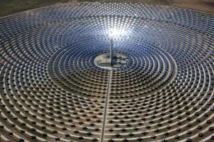 $100 277,000 0 200,000 400,000 South Africa: $185 M loan to SunEdison for a greenfield 60 MW solar PV power plant,