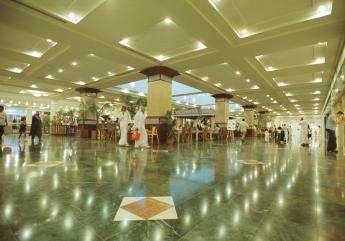 Economic Growth Shopping Mall in Saudi Arabia Copyright : Christo Pacheco, http://www.
