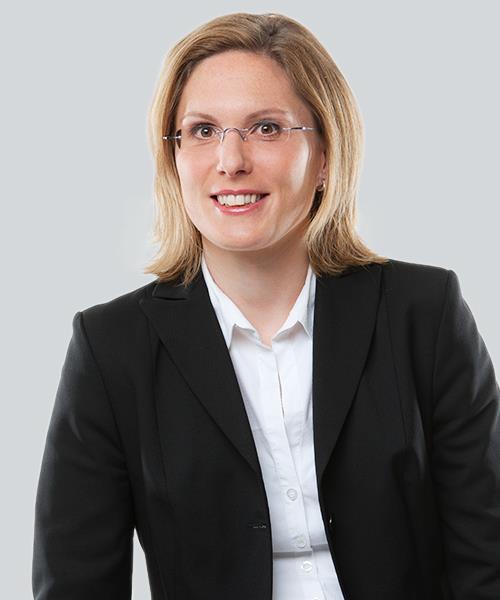 Monika Reinhardt Born in1977, Diplom-Ökonomin, German Auditor, Tax Consultant Ms Reinhardt worked at KPMG Stuttgart from 2003 to 2010.