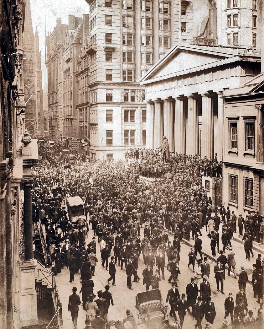 This is what a bank run looked like in the 19 th century: Diamond-Dybvig run.