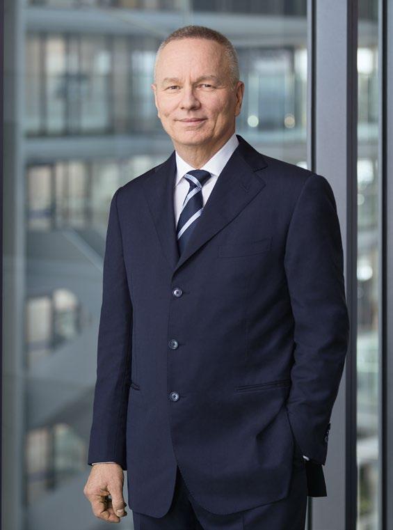 6 Deutsche Börse Group financial report 2017 The Executive Board Theodor Weimer, * 1959 (since 1 January 2018) Dr. rer. pol.