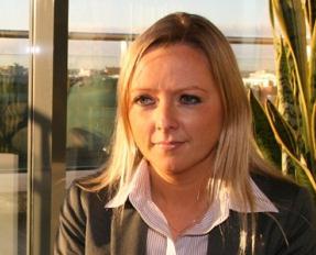 Presenters Niamh Geraghty Director Investment Management Advisory Deloitte & Touche Ireland