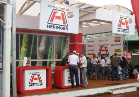2008 Agrishow in Ribeirão Preto, SP + 30% Σ 5,055 Σ 6,548 Σ 13,064 Continuous growth in client base due to the company s
