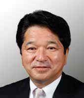 Before joining Aflac, he was trained and had practical experience as a surgeon at the Tokyo University Hospital and as a surgical pathologist at the Cancer Institute, Japanese Foundation for Cancer