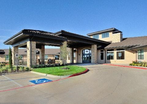 Case Study B: Texan Seniors Housing Community OVERVIEW Assisted Living