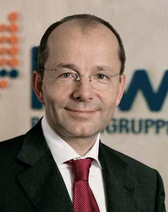 e.ditorial Dear Readers 2006 saw changes on the Board of Managing Directors at KfW Bankengruppe. As a new member of the Board, I assumed responsibility for capital markets on 1 October.