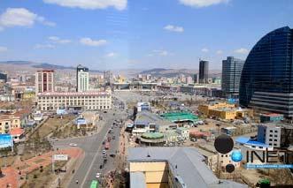 7 km thousand km Capital city: Ulaanbaatar Temperatures in the