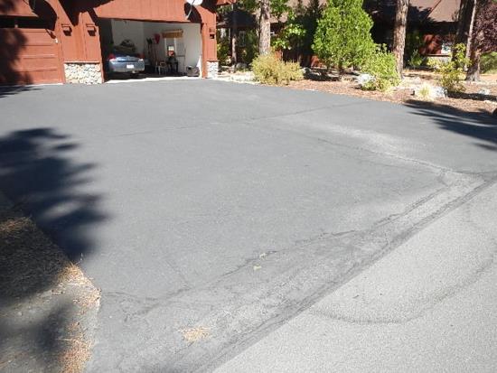 Section VI Whitehawk Townhomes Association Component Listing Included Components 01000 - Paving 120 - Asphalt: State Spec. Slurry Useful Life 60,737 Sq. Ft.