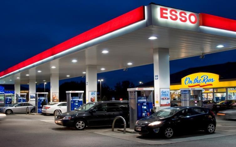 facility Leveraging proprietary technologies Fuels & Lubes 485 kbd 2014 sales Esso Mobil 1 Focused on