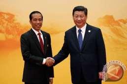 Jokowi and Chinese Investment Jokowi actively seeks Chinese investment Favors infrastructure and
