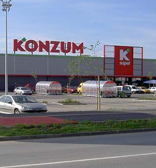 CROATIA RETAIL ACQUISITION (continued) Konzum Superstore, Velika Gorica PURCHASE PRICE: 8 810 000 (13% of portfolio value) CONSTRUCTED: 2006 GLA: 5 510sqm ANCHOR: KONZUM GLA 5 272sqm (95%) LOCATION: