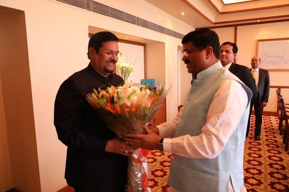 Both VPM Soodhun and Shri Pradhan expressed the will of the two governments to further consolidate bilateral relationship in the