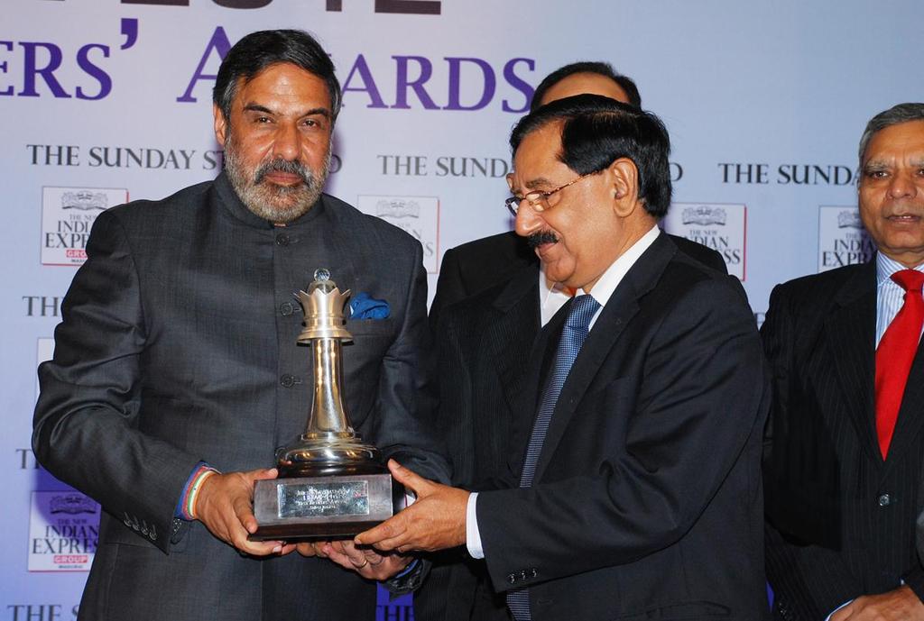 Awards / Recognition Corporation Bank has been awarded as the Safest Banker by The Sunday Standard FINWIZ 2012 Best Bankers Award. The Award was been given by The Sunday Standard publication.
