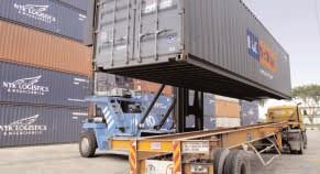 MEMPERKUKUHKAN KEYAKINAN PELANGGAN Jumlah tinggi kontena import dan eksport melalui Northport juga menunjukkan bahawa perkhidmatan yang ditawarkan mempunyai kaitan langsung dengan kecekapan