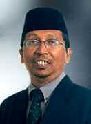 /Executive Chairman, PUSRAWI Corporation Sdn Bhd 4 DATO HAJI DAUD MUHAMMAD Ahli/Member Ketua