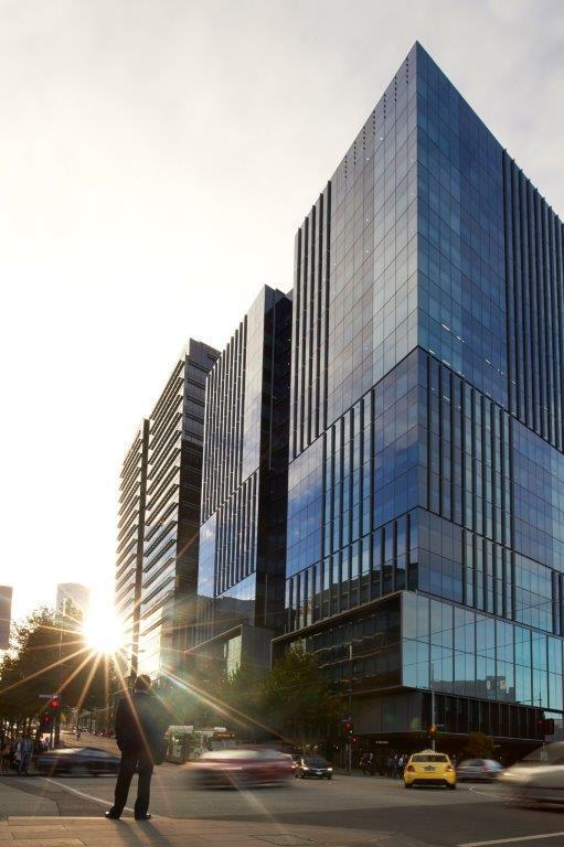 Projects & Advisory Services Project Highlights > 747 Collins Street, Melbourne achieved 6 Star NABERS rating (using the EAX OptEEmise offering) and achieved several awards including: Winner,