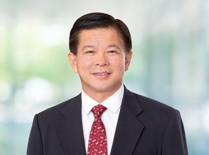In addition, Mr Lee is a Corporate Advisor to Temasek Holdings (Private) Limited and a Member of the Governing Council of the Singapore Institute of Directors.