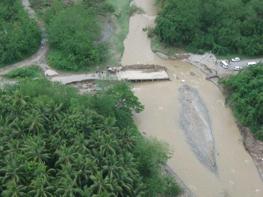 SOL: Transport Sector Flood Recovery Project April 2014 flash floods in Honiara and Guadalcanal APDRF: $200,000