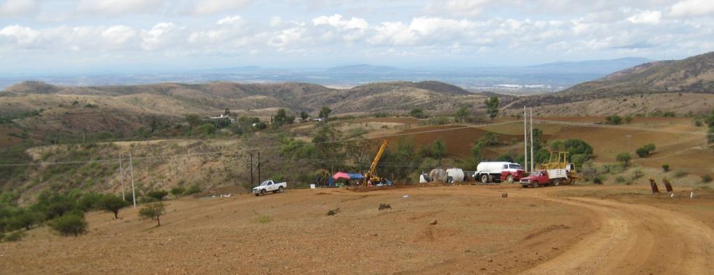 SAN IGNACIO Ag-Au PROJECT Current resource covers only 650 metre strike length out of 4 km potential Step-out drilling continues to show excellent silver-gold mineralization Mineralization starts