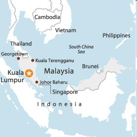 Malaysia: political landscape and key features Malaysia at a glance A parliamentary government with strong powers vested in the Prime Minister Population of 27 million and ranks as the 29 th country