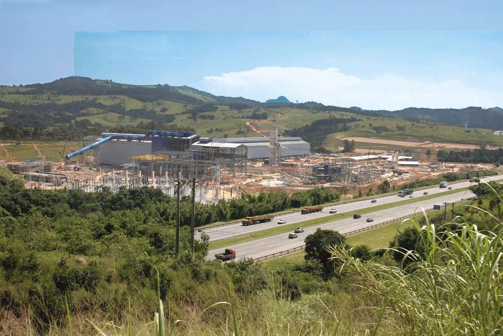 42 43 i n v e s tm e n t s Countdown in São Paulo CONSTRUCTION WORK AT THE STEEL MILL IN ARAÇARIGUAMA (STATE OF SÃO PAULO) The Gerdau Group steel mill in São Paulo is set to start operations in July