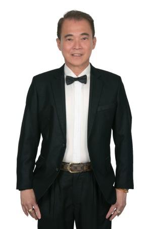 Approximately 40 years of experience and in-depth knowledge of the furniture manufacturing and design industry! Responsible for overall management and operations Mr Tan Yong Chuan!