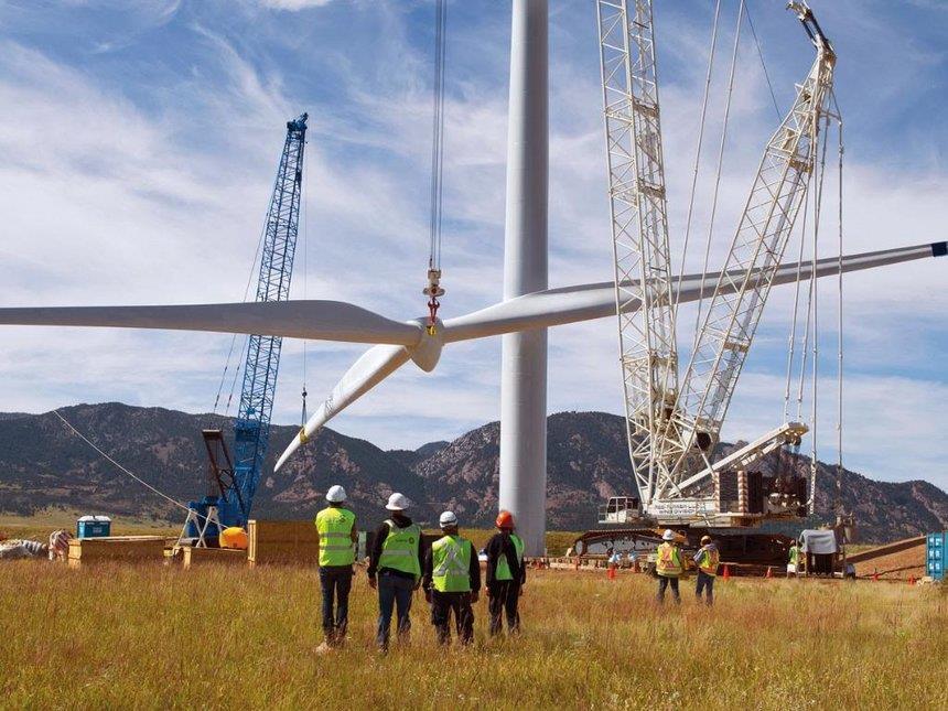 Project with private sector financing Lake Turkana Wind Farm (Kenya) 310MW wind power to national grid, (18% of current installed capacity) $650 million investment