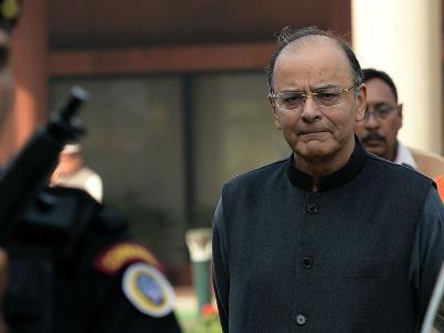 Hope to Resolve Deadlock over GST by April: Arun Jaitley GANDHINAGAR: Even as the deadlock over Goods and Services Tax (GST) continues between the Centre and the states, Union finance minister Arun