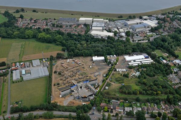 total space 122 acres Close to central London with excellent connectivity 84% of contribution from rental business M25 M25 1