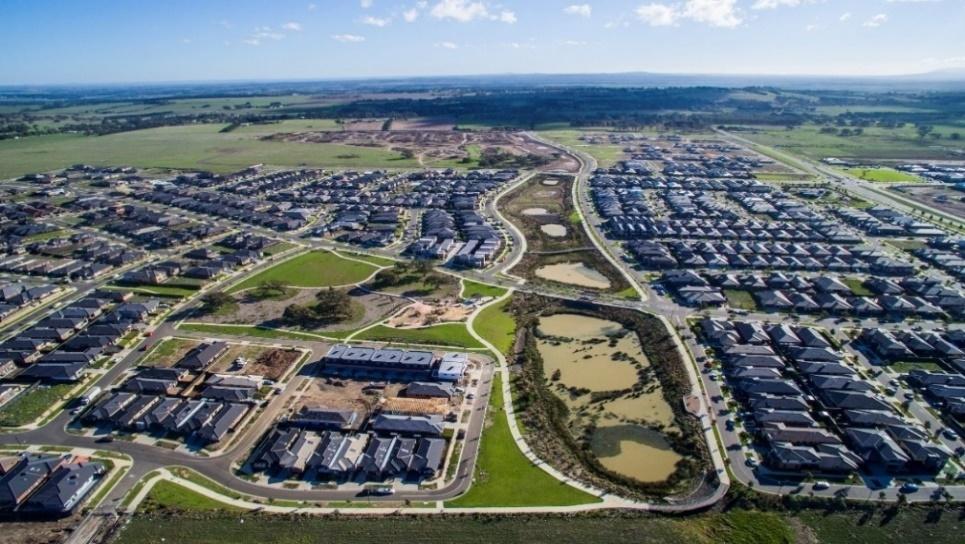 PROJECT OVERVIEW Aston - VIC» 209 hectare master planned community located 32 km north of the Melbourne CBD, in the northern growth corridor» Total yield of