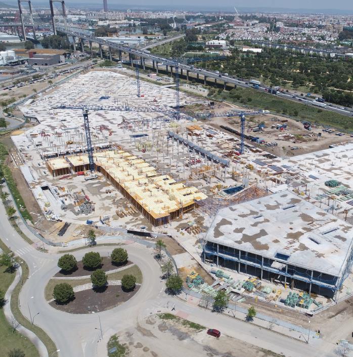 100 Mn development facility to fund the Palmas Altas construction and its operational phase, supporting a landmark project for Seville and the Spanish Retail Sector Key Figures of
