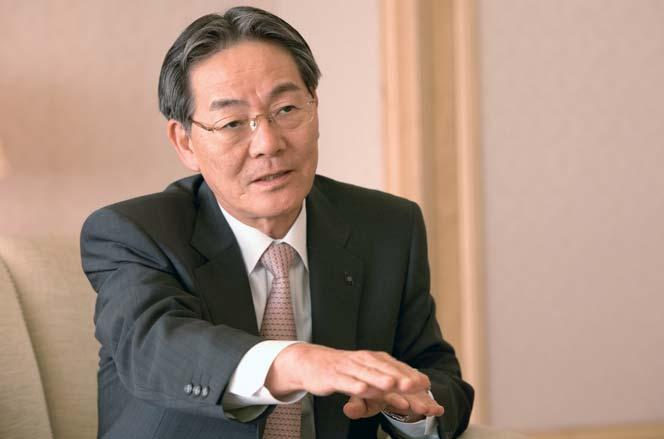 An Interview with Tadaharu Ohashi, President Formulating Our Global K Medium-Term Business Plan Becoming a Global Corporation with Strong Earnings Power in 2011 Q: What is your appraisal of KHI s