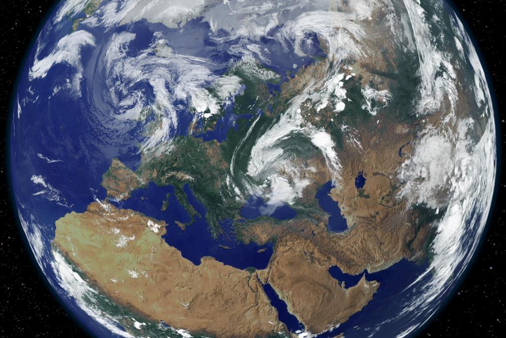 Ensemble flood risk assessment and adaptation strategies in Europe at 4ºC global warming Lorenzo Alfieri, Luc Feyen, Alessandra Bianchi, Francesco Dottori, and Giuliano Di