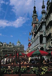 Qualifying expatriates moving to another employer in Belgium 16 A non-resident who changes his/her job in Belgium to go and work for a firm affiliated to a different international group will in
